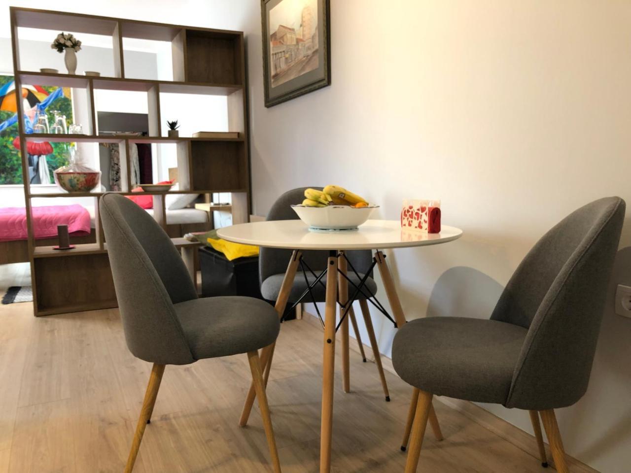 Zemoon Apartment Белград Екстериор снимка